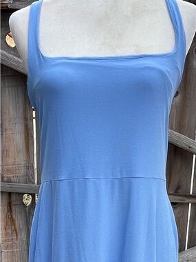 Beyond Yoga Featherweight Getaway Dress Flower Blue Midi Soft Stretch Slit